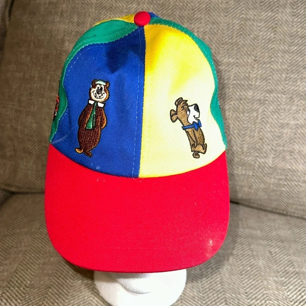 VINTAGE HANNA-BARBERA COLLECTION YOGI BEAR ADJUSTABLE MULTICOLOR BALL CAP KIDS